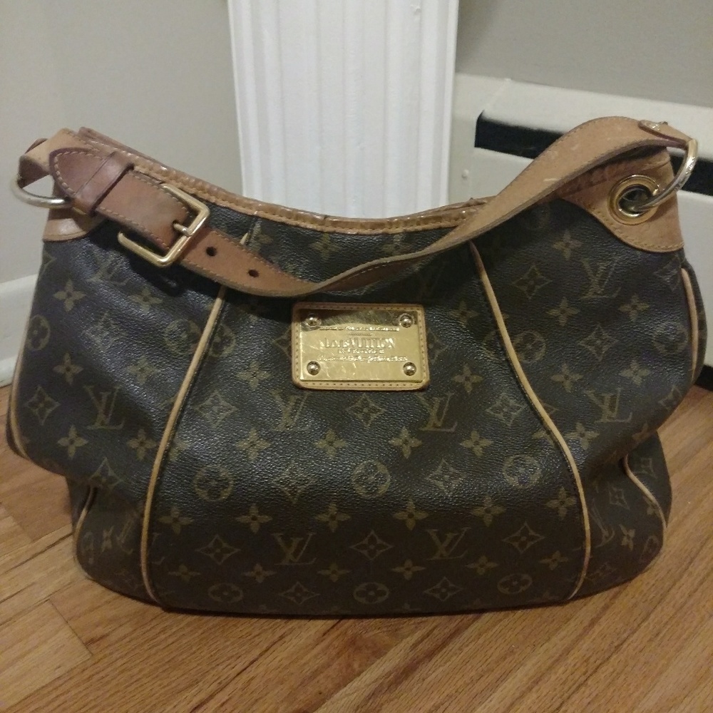 SOLD Authentic Louis Vuitton Galliera PM